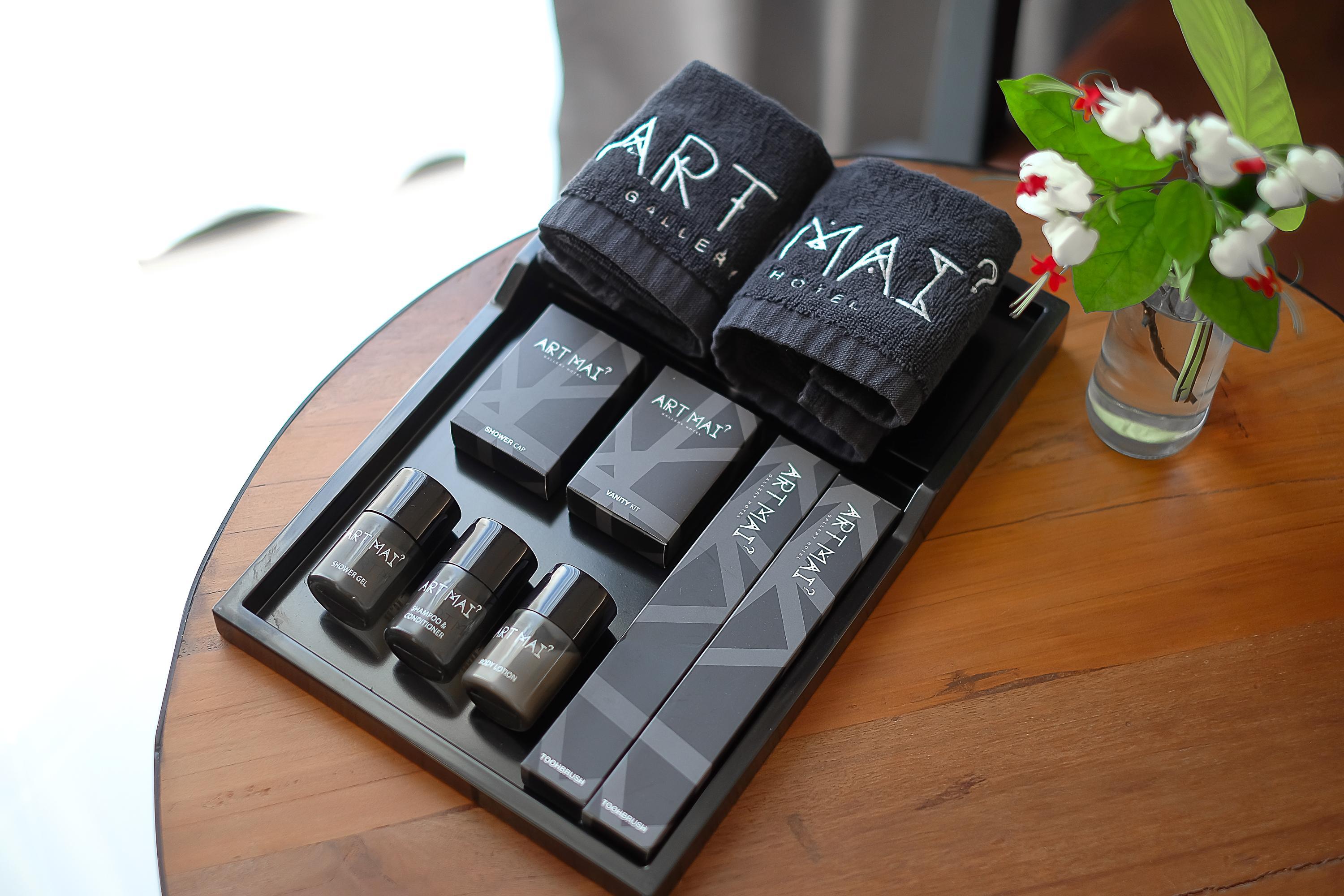 Art Mai Gallery Nimman Hotel شيانغ ماي المظهر الخارجي الصورة ART of WAX