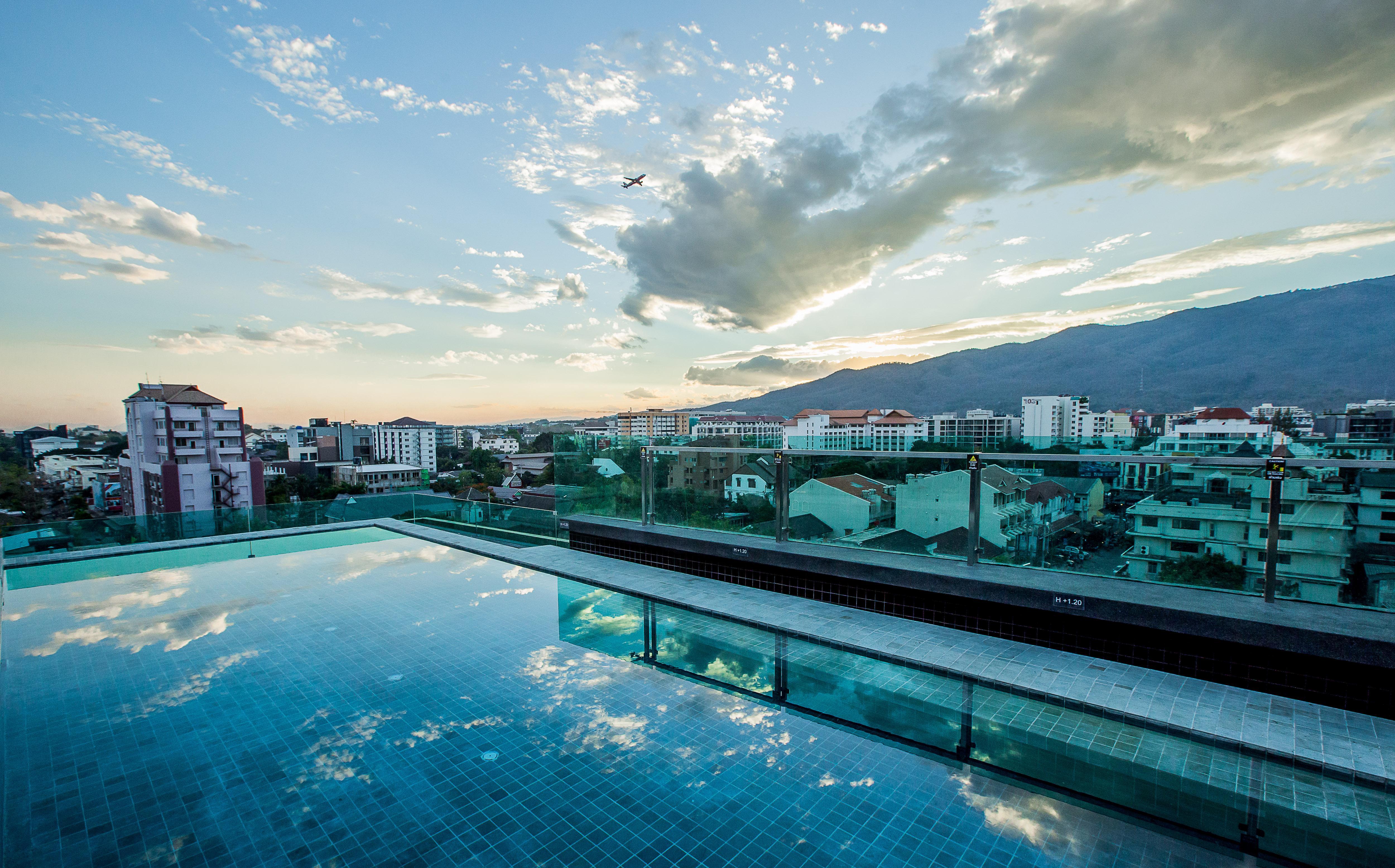 Art Mai Gallery Nimman Hotel شيانغ ماي المظهر الخارجي الصورة View from the rooftop