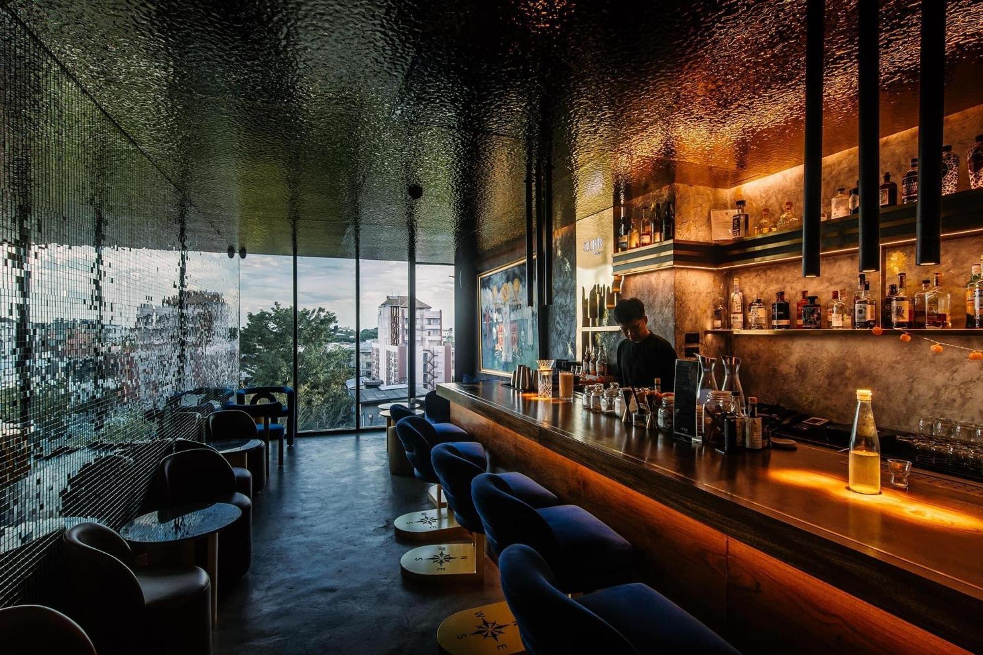 Art Mai Gallery Nimman Hotel شيانغ ماي المظهر الخارجي الصورة The bar at the 10th floor